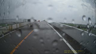 陸橋の上で故障・リア