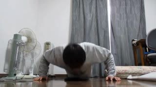 腕立て100回＋プレート掴んで腕立て13回　おっさんの筋トレ 耐久動画