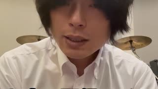 浪費癖が凄くて離婚した元妻にお金を払うべきではないと思いますが皆さんはどう思いますか？/素手ドラムP