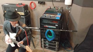 ギター弾きながらボイパしてみた。