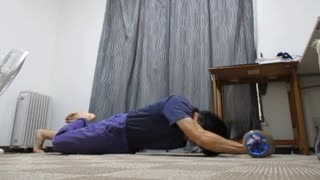 腕立て300回＋アブローラー50回 おっさんの筋トレ 耐久動画　