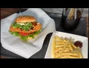 とり天バーガー作る