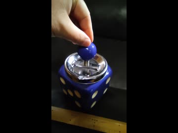 ダイスターン灰皿 アッシュトレイ サイコロ DICE プッシュ式 回転 青