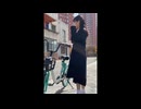 Luanは白いソックスだけを履いて自転車に乗り、ソックスの底が真っ黒になった