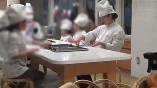 【お仕事体験】キッザニア甲子園：DONQ BAKERYでパン職人になるあい♥ミニクロワッサンのお土産までもらって母が大喜び♬