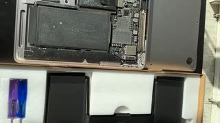 Byta macbook batteri