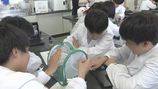 蚊はどんなものに寄ってくる？生徒が実験　蚊の生態を学ぶ特別授業
