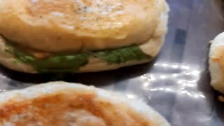 パニーニの動画｜森ひろたか｜息子と父親のパン屋