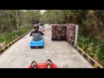 ホモと見るベトナムのリアルマリオカート