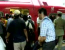 2008.8.30　名鉄岐阜駅日本ライン号7011Fドアが開いたと同時にヲタ突進