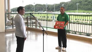 2025年7月13日佐賀競馬2R 国内最多勝記録！地方競馬通算７４２４勝 的場文男来場記念(3歳-7組) 表彰式