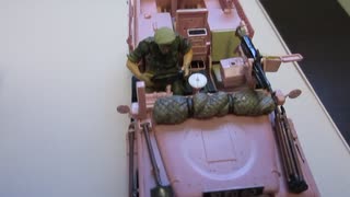 LAND ROVER PINK PANTHER 1/35 TAMIYA & BRITISH  7TON ARMORED CAR MK IV 1/48 TAMIYA