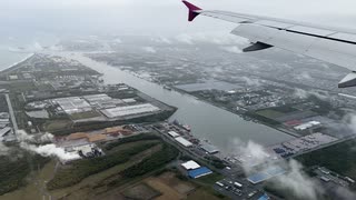 関西空港から飛び立って新千歳空港へ降りる、帰りの空の旅 - 2025年5月下旬 (Full HD)