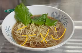 マルちゃん　東洋水産　醤油　ラーメン　ニンニク　料理