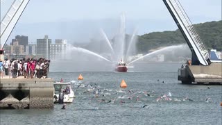 約１００人の“体力自慢”が門司港に集結　関門港ボート天国
