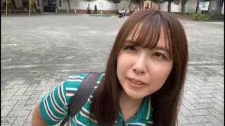 スキップするきょろちゃん