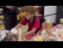 ホモと見るスーパーの商品を破壊しまくるクソガキ