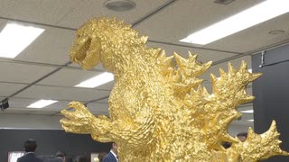 「幸せな気持ちに」「異世界にきたよう」金製品が1000点以上　「大黄金展」福岡市のデパートで始まる