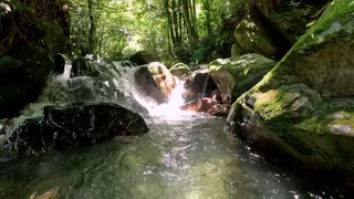 「夏を感じます！」「いますぐ飛び込みたい！」福岡市唯一の渓谷からめざす2つの滝