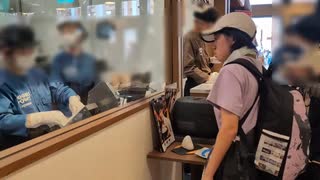 【家族旅行】大阪・関西万博：ORA外食パビリオン「宴～UTAGE～」でONIGIRI、冷やしそうめん、出汁巻き玉子などを購入し、大屋根リングの下で食べるあい♥レストランで食べるのはあきらめました