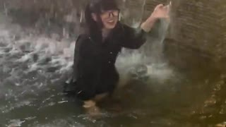 ホモと見る暑さで狂ったトー横女子