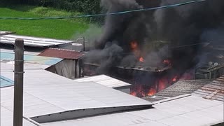 リサイクルの倉庫でコロナで1万本入荷していた消毒用のハンドジェル（500ml）が燃える火事　福岡・久山町