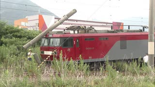 電気機関車が脱線し電柱に衝突　列車に遅れ　JR鹿児島線・北九州貨物ターミナル駅　福岡