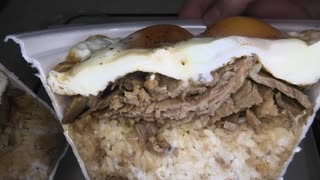 松屋の今治辛玉焼豚玉子飯の大盛を切りました。　#松屋 #今治 #辛玉 #焼豚玉子飯