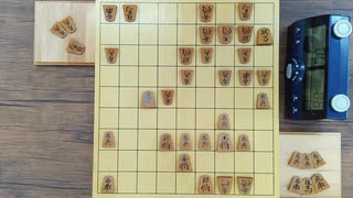将棋　リアル一手30秒将棋32　（先手、奥側）四段　東畑直希（居飛車～舟囲い～▲４六銀急戦）　対　門屋（四間飛車～美濃囲い）　