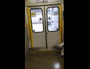JR西日本225系0番台　JR神戸線・JR京都線 大阪駅　ドア閉
