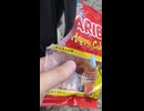 コンビニで買った赤いハリボー（HARIBO）ハッピーコーラ味を食べたら、噛むのが辛い。顎が疲れる