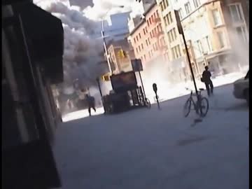 ホモと見る9.11テロが発生した時に店へ逃げ込んで助かった女