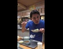 こんせいそん　煮込みライスを食べる