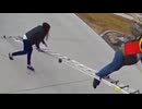 ホモと見る女にハシゴの支えを任せた男の末路