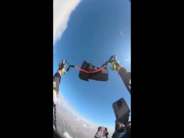 ホモと見るamazonで買ったパラシュート