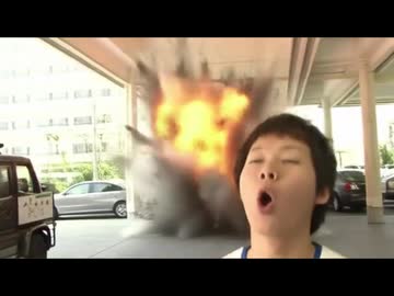 紛争地域への配達を命じられたいなり男