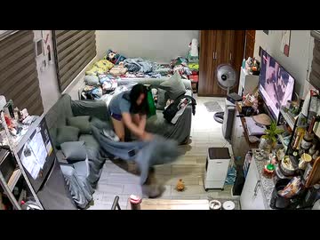 ホモと見る女VSブチギレ猫