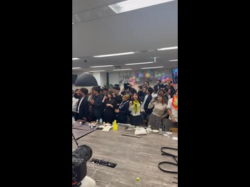 ホモと見るアットホームすぎる職場