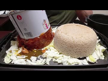 【漫画飯予想再現料理】ドカ食いダイスキ！もちづきさんの最新話で作られそうな料理「ホテイの1.75kg焼鳥缶詰丼（ホットプレート）」を作って喰うのだ！（ジェットカット版）