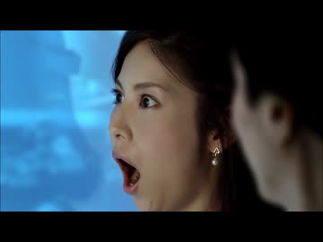 ほりほり鉱山ギャラクシーの大きさに驚愕する女性