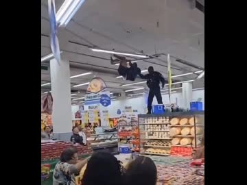 ホモと見るスーパーに潜入した忍者　