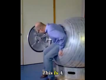 ホモと見る地震や津波から身を守る脱出ポッド