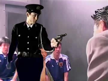 TNOKについていく前に警察官を連れてきたサッカー部員