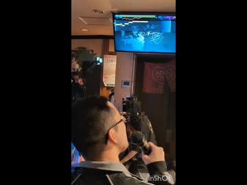 ホモと見るトー横ホームレス　1日店長編.midiwo