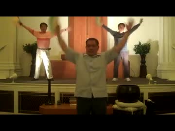 可愛く踊ってごめん