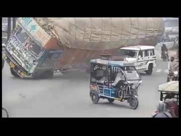 世界の衝撃的映像集Part227