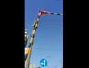 神奈川県平塚駅前のOSC湘南シティ手前の踏切が上がってから下がるまで。JR東海道線の通過前と通過中と通過後の様子を撮影後、踏切を渡った
