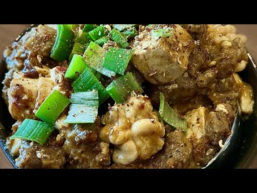 【麻婆豆腐に白子を入れる】背徳飯を食べる、妻のしもべ