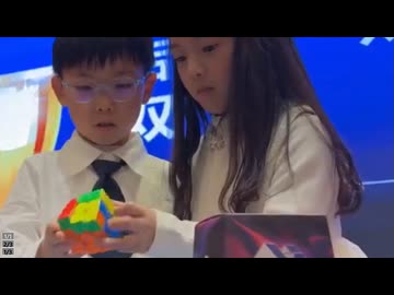 ホモと見るルービックキューブタッグで突破する子供