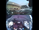 関東の神奈川県の湘南では珍しく雪が積もったドラッグストアの駐車場にFF車で進入して停める①